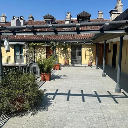 Lägenhet Floor With Terrace In The Heart Of Turin
