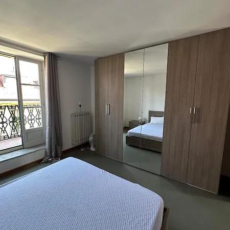 Floor With Terrace In The Heart Of Lägenhet Turin